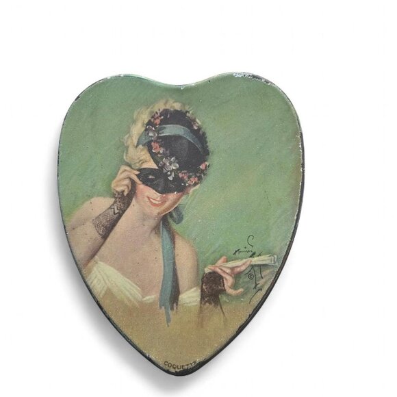 rare Tindeco heart-shaped hinged-lid tin from the 1920s.